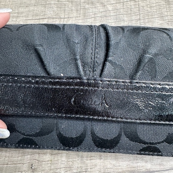 COACH SoHo Signature Jacquard Canvas And Leather Pleated Black Envelope Clutch - Picture 4 of 13